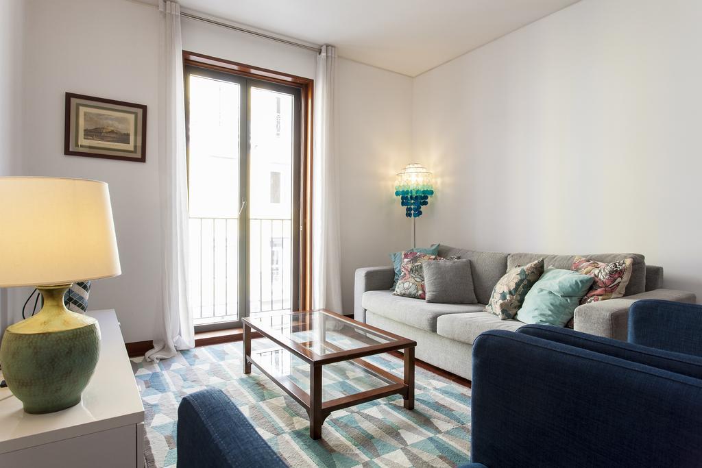 Apartment Charming 2-bedroom In The Centre Lissabon